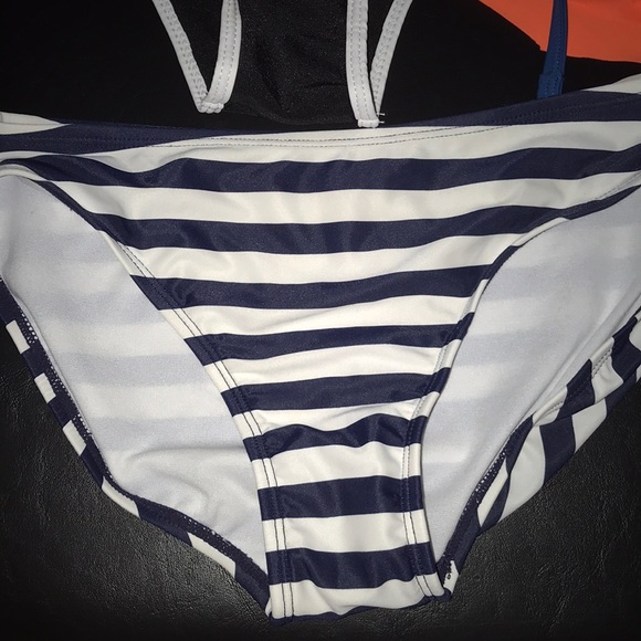 bikini bundle - Picture 2 of 7
